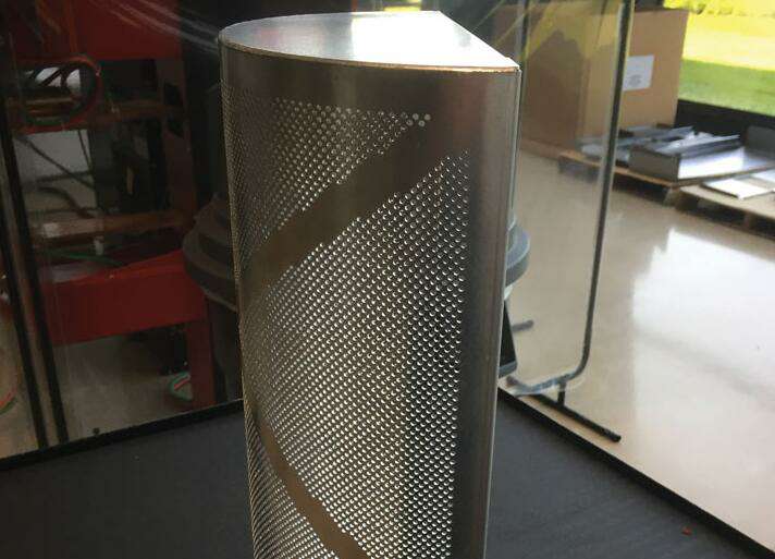 激光焊接技术随着钣金加工行业需求而高速发展-上海谢刚无人机监控技术有限公司